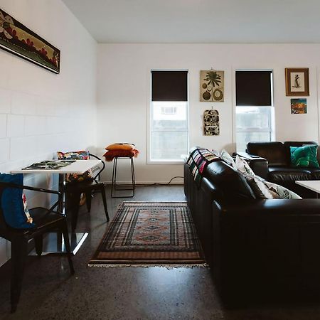 Surf Fitzroy Pet Friendly Villa นิวพลีมัธ ภายนอก รูปภาพ